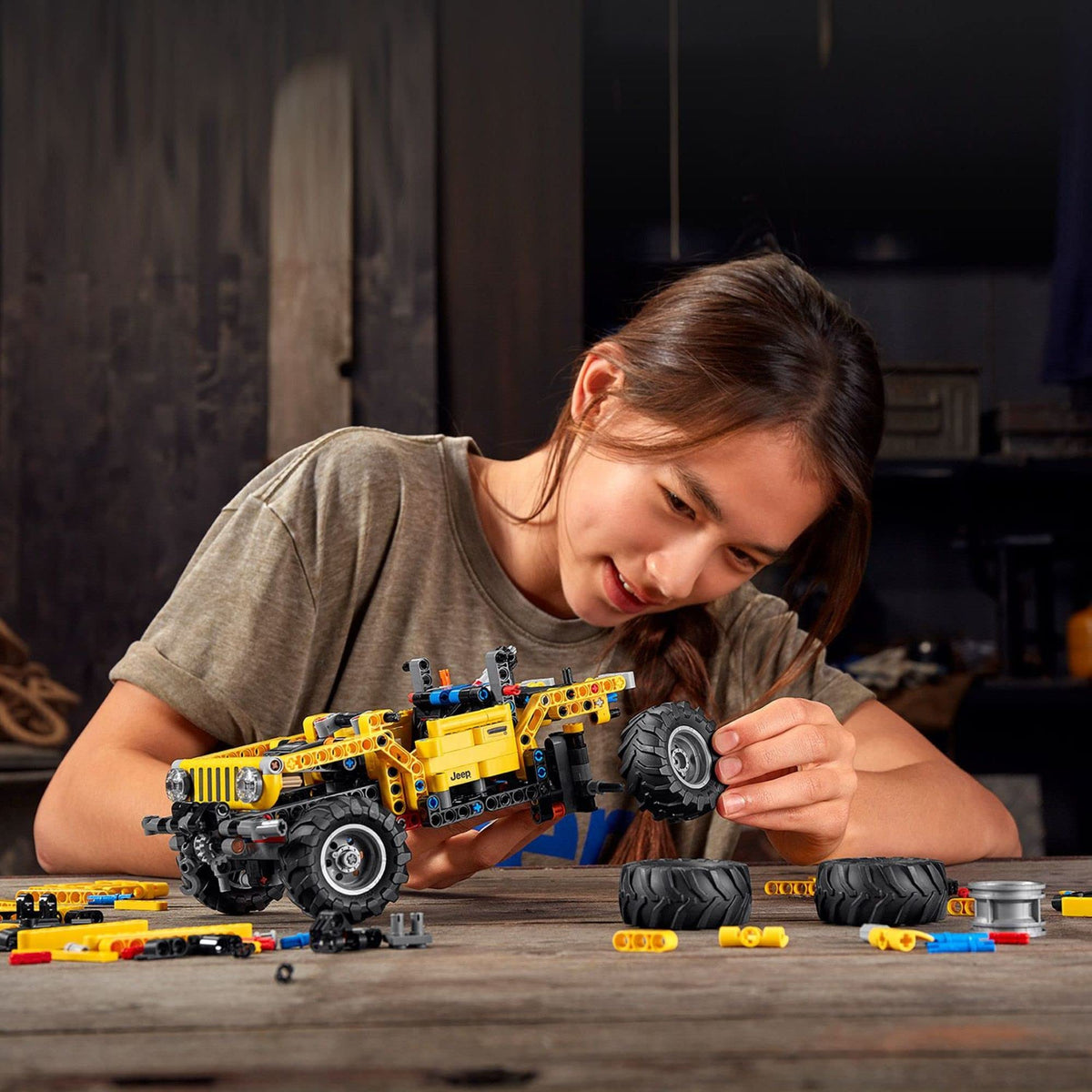 4x4 Off Roader SUV Model Building Kit Y355