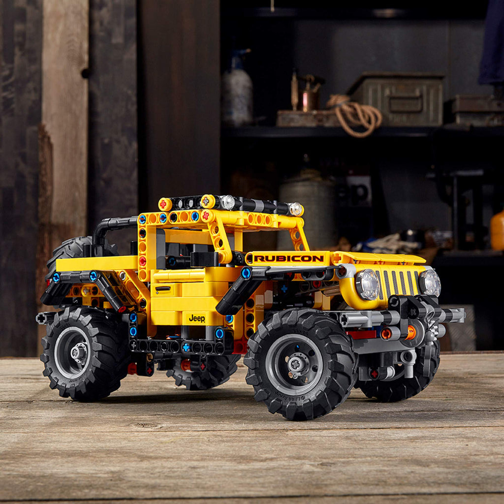4x4 Off Roader SUV Model Building Kit Y355