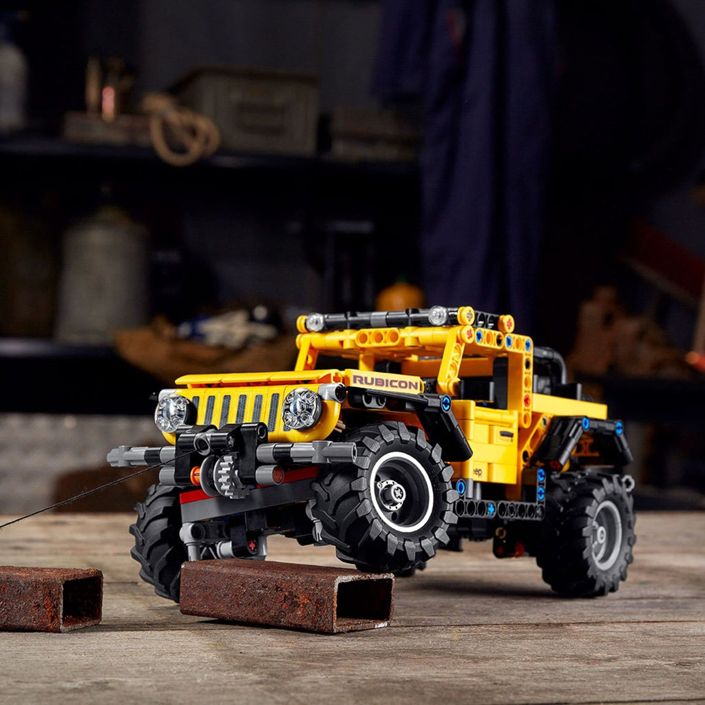 4x4 Off Roader SUV Model Building Kit Y355